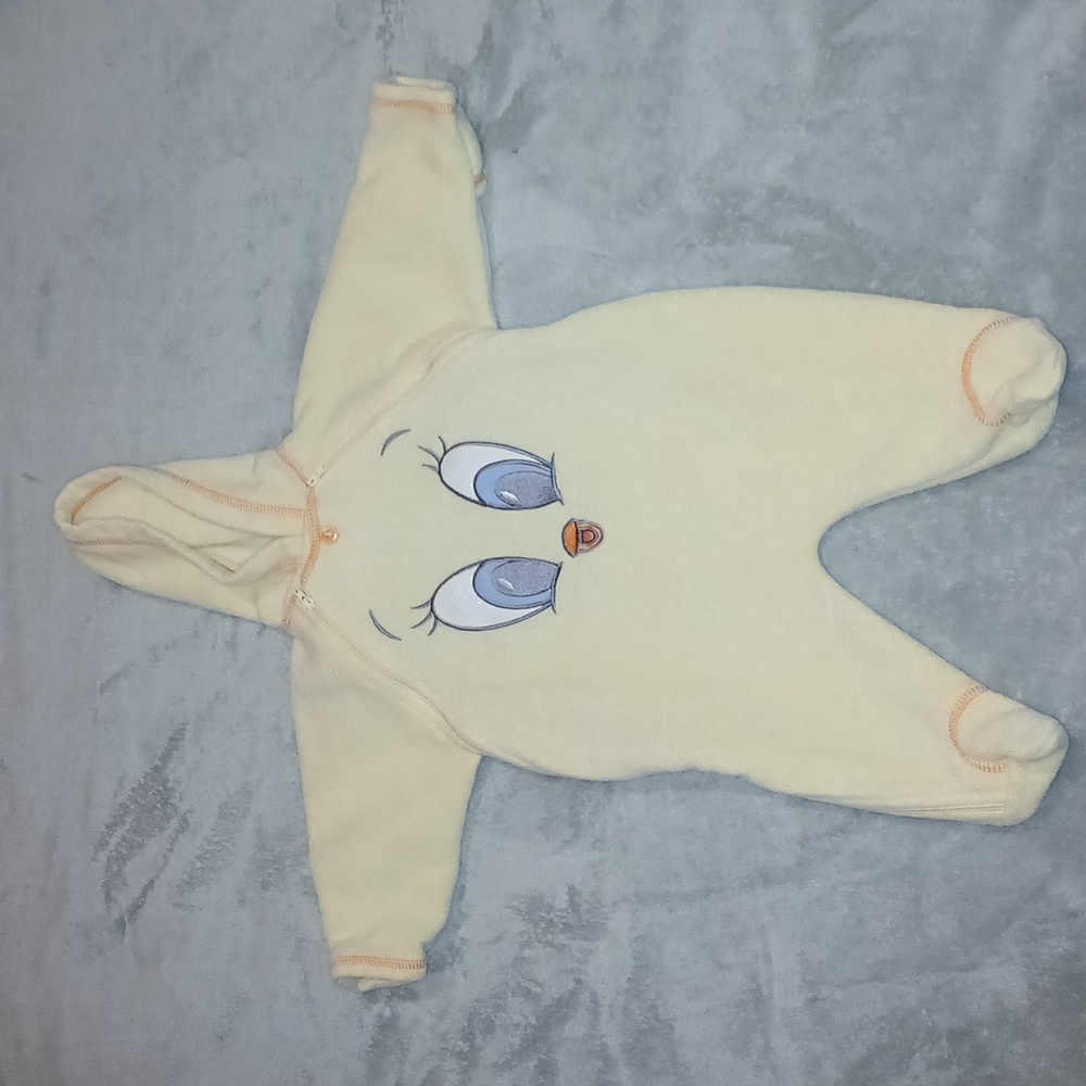 Vintage baby looney tunes tweety bird one piece warm pale yellow 0-6 months